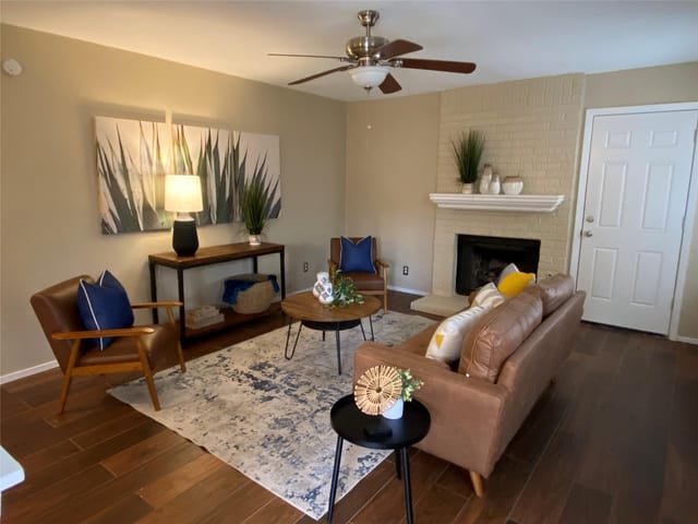 101 Clearday Dr Unit #105