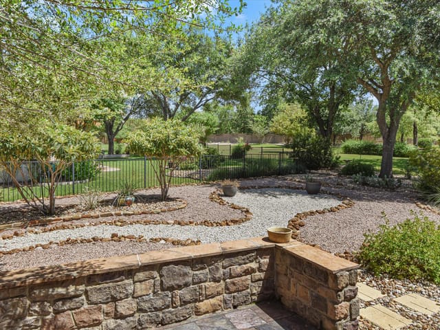 101 Rockrose CT