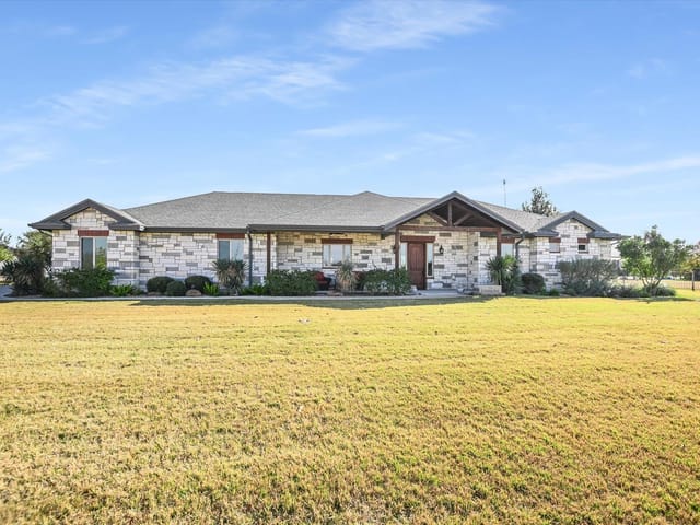 101 Still Meadow Dr