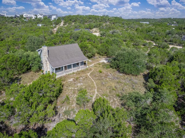 101 Twin Creek CIR