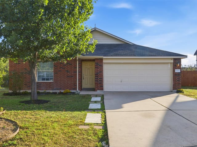 1010 Meandering Creek CV