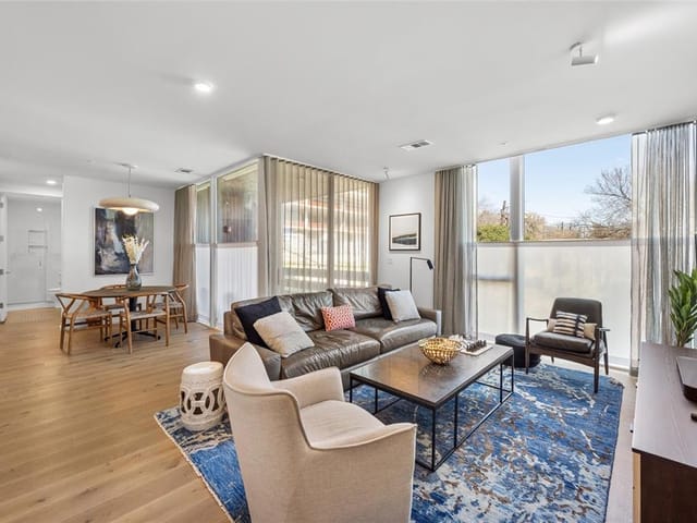 1010 W 10th St Unit #101