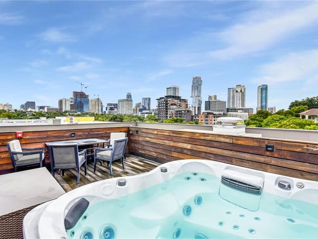 1010 W 10TH ST Unit #305