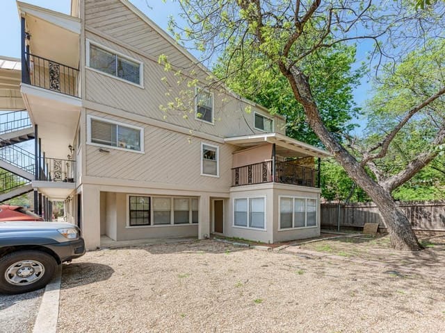 1010 W 23 St Unit #11