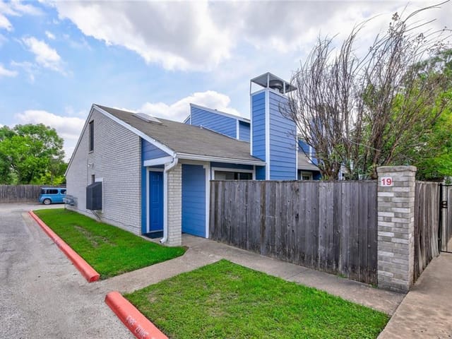 1010 W Rundberg Ln Unit #19