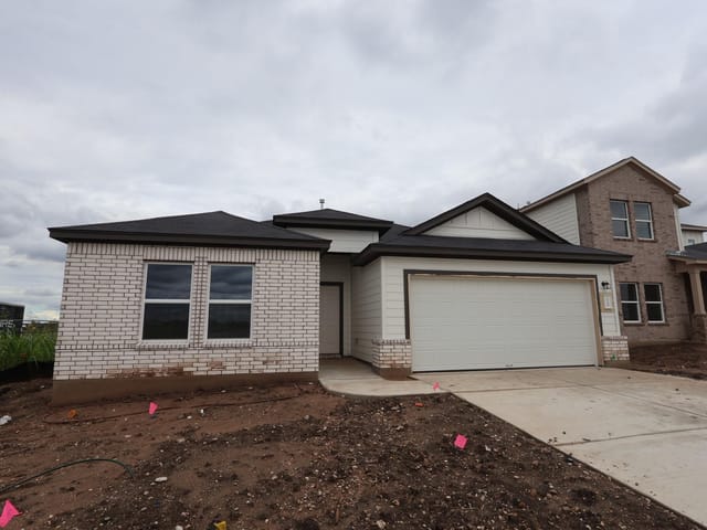 10100 Majestic Hawk WAY