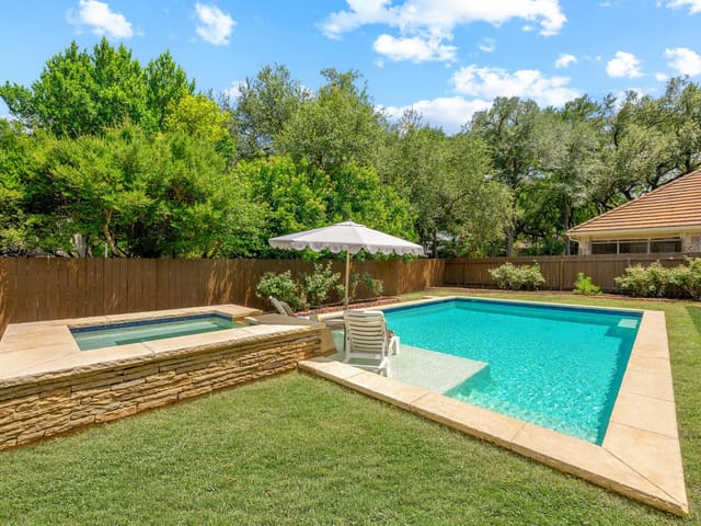10101 Jupiter Hills DR