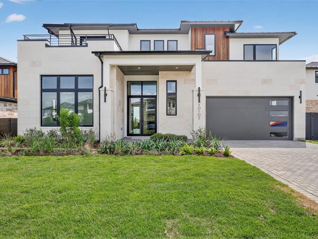 10105 Milky Way Dr