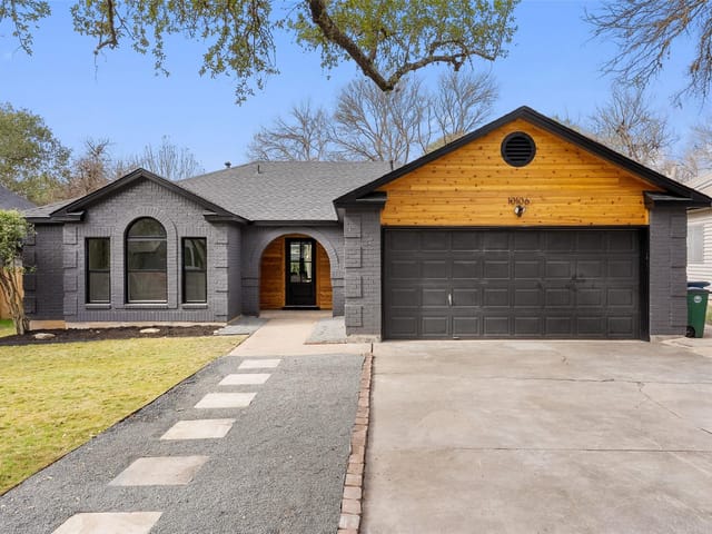 10106 LINDSHIRE Ln