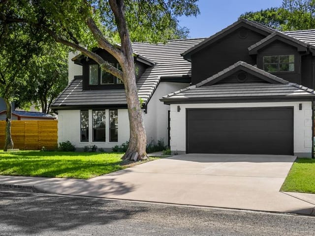10108 Jupiter Hills Dr