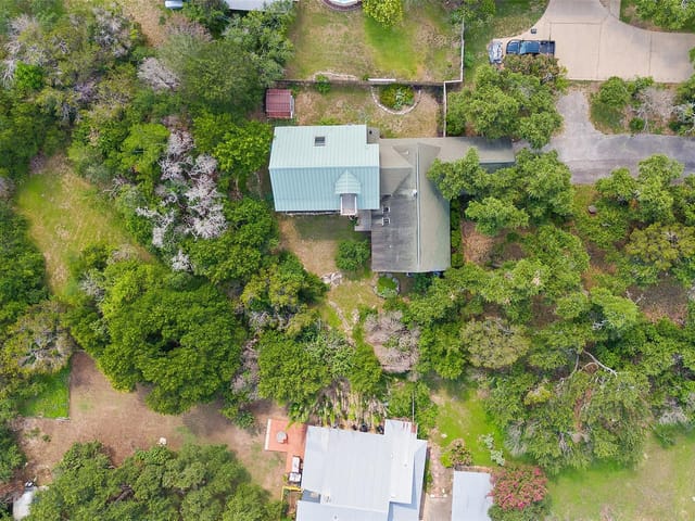 10108 Lake Ridge Dr