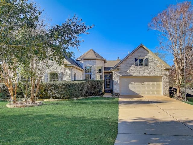10108 Valderrama Dr