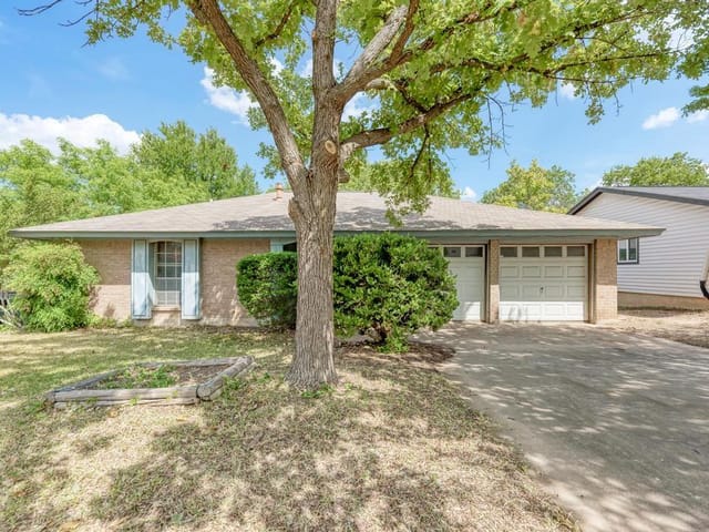 10109 Floyd Dr