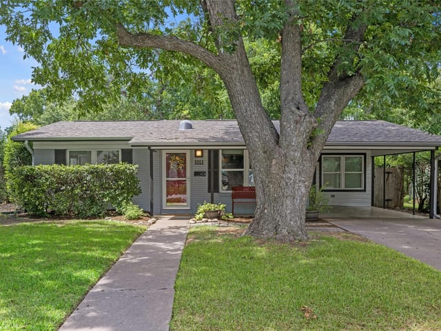 1011 Arcadia Ave