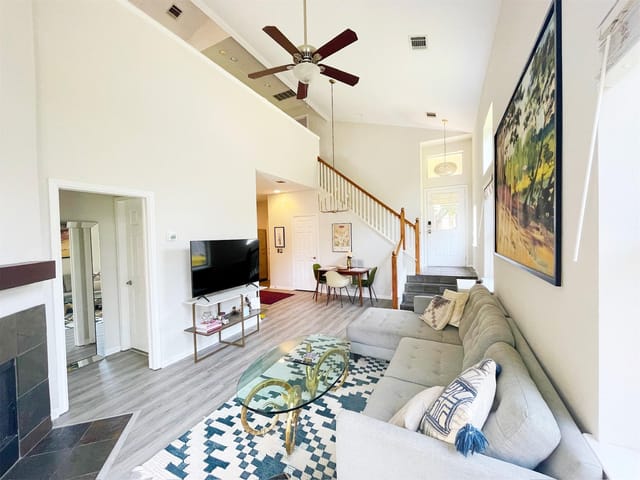 1011 Brodie ST Unit #19
