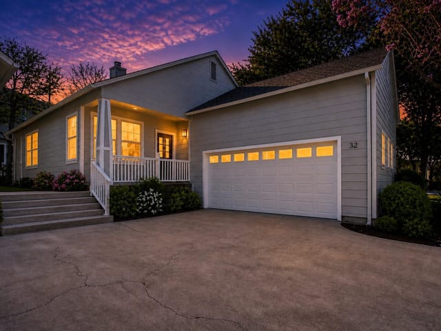 1011 Brodie ST Unit #32