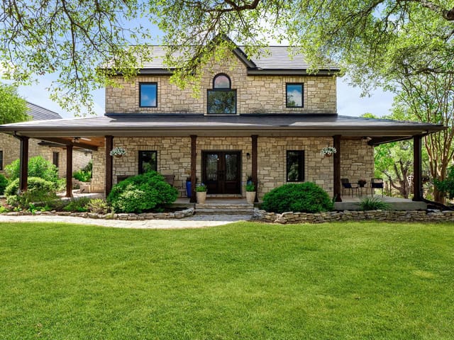 1011 Oak Meadow Dr