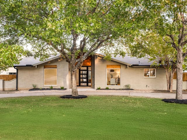 10111 Rocking Horse Rd