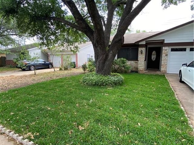 10112 Annie Oakley Trl