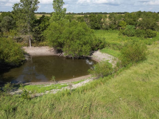 1012 E Fm 93 Rd