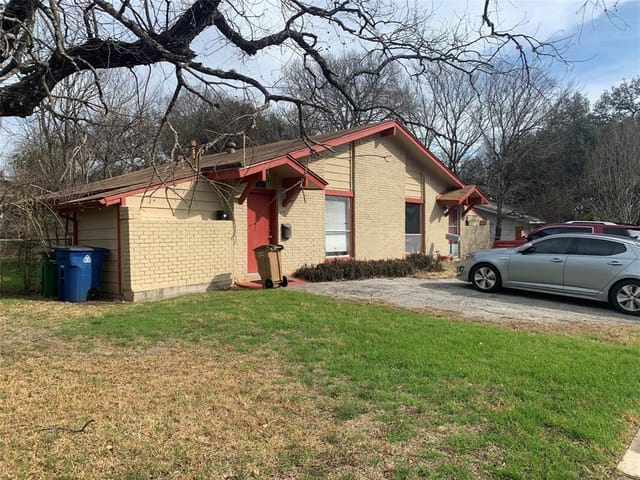 1012 Glen Oak Dr