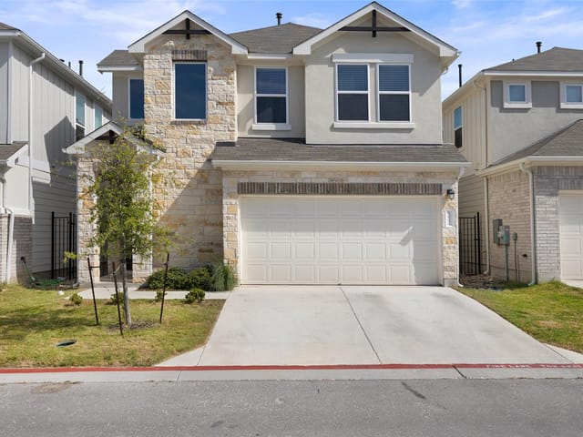 1012 Legend Milton Ln