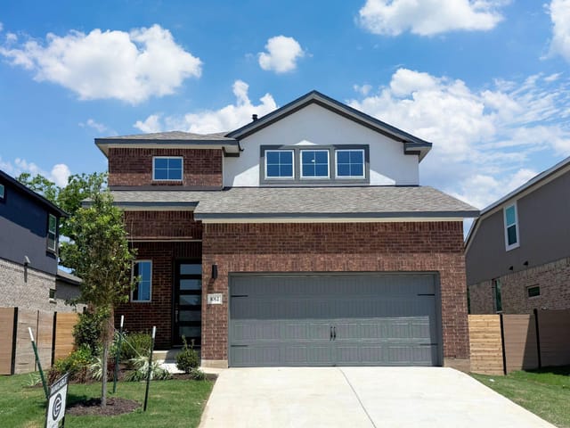 1012 Stonehill DR