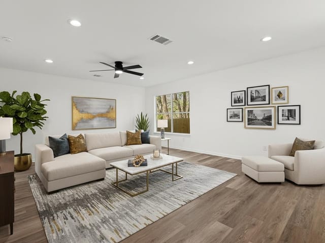 1013 Aransas Cv