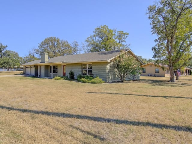 1013  Highland Dr