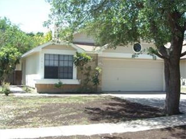 1013 Kavanagh Dr