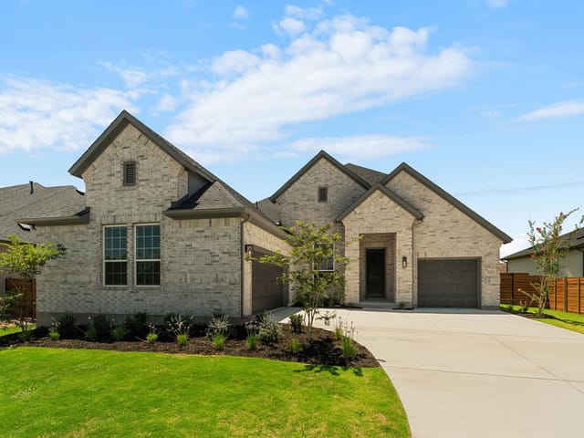1013 Painted Horse DR