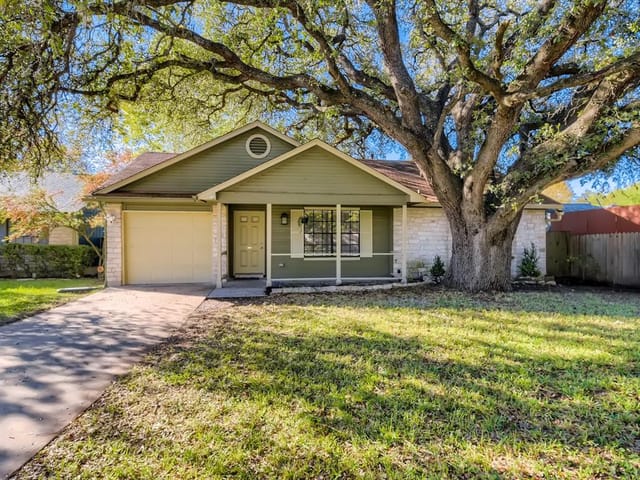 1013 Tensley Trl