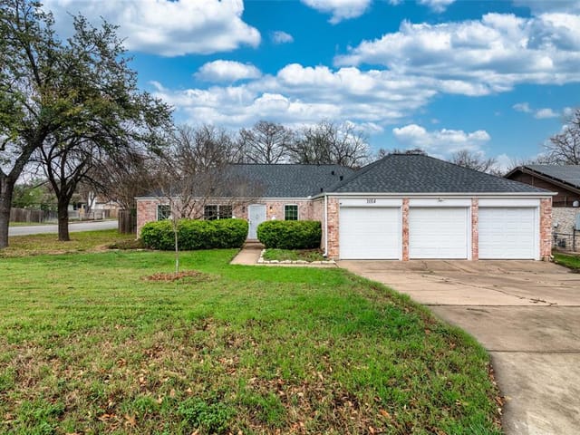 1014 Little Elm Park