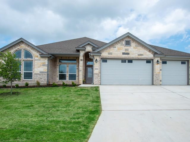 1014 Winchester Dr