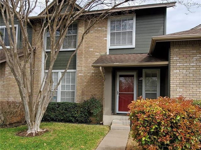1015 E Yager Ln Unit #123