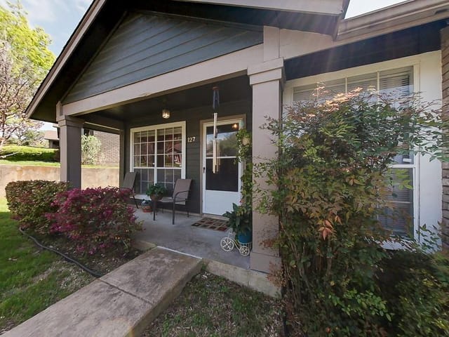1015 E Yager Ln Unit #127