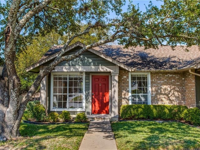 1015 E Yager Ln Unit #141