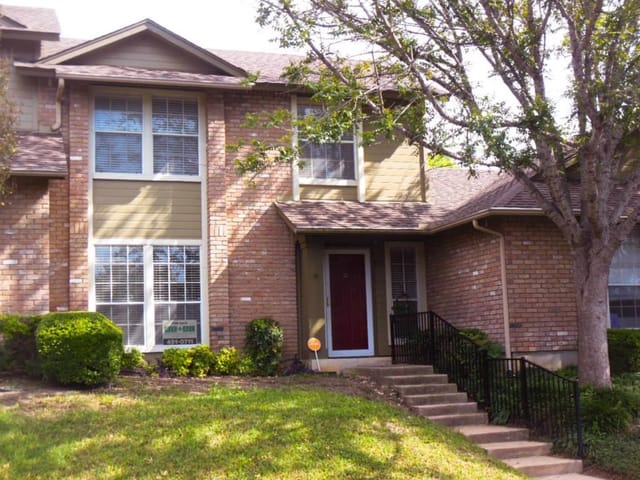 1015 E Yager Ln Unit #169