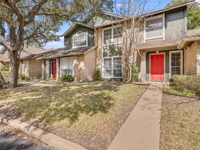 1015 E Yager Ln Unit #50