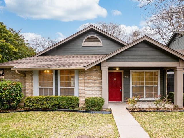 1015 E Yager Ln Unit #87