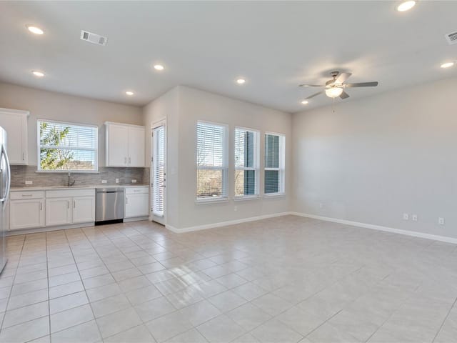 1015 Vista View DR Unit #502