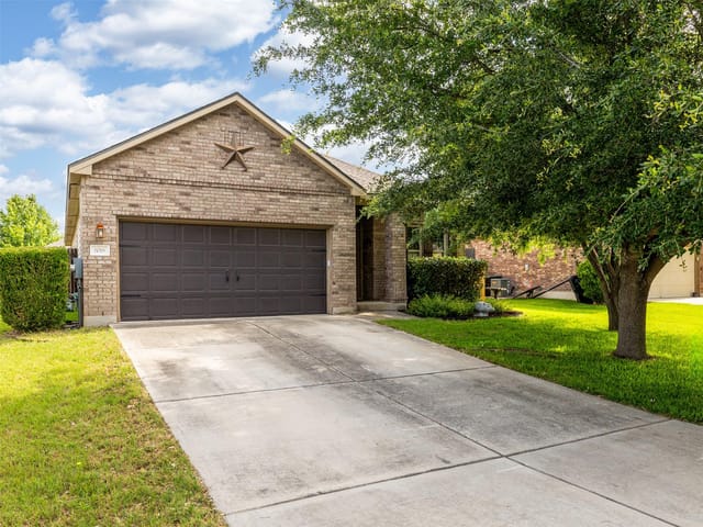 1016 Hondo LN