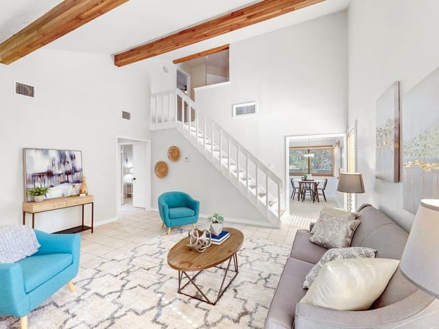 1016 Verbena Dr
