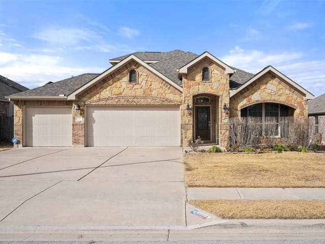1017 Arvada Dr