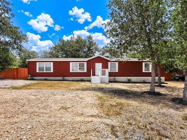 1017 Rosewood DR