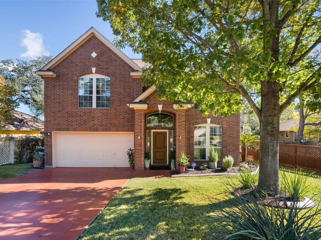 102 Elm Hill Ct