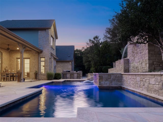 102 Laurel Valley Rd