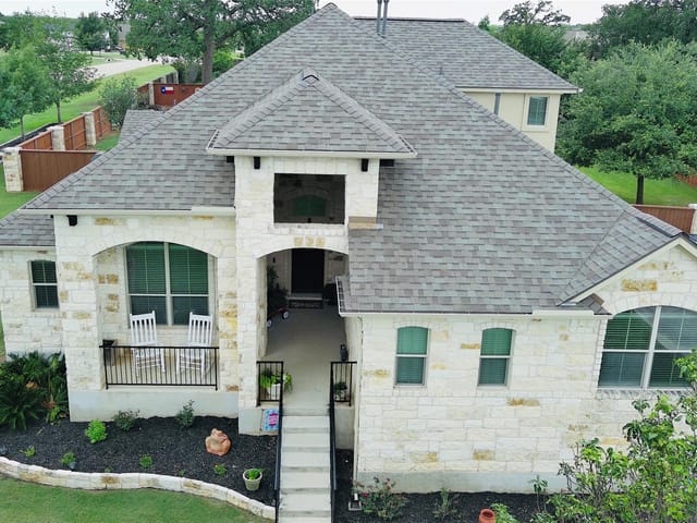 102 McCoy CIR