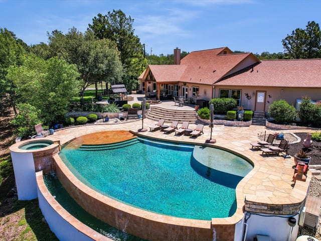 102 Osprey CIR