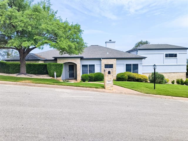 102 Paragon CT